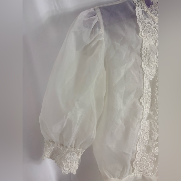 VTG Ivory Sheer Lace Pearl Button Puff Sleeve Victorian Blouse Size S/M - Picture 6 of 16